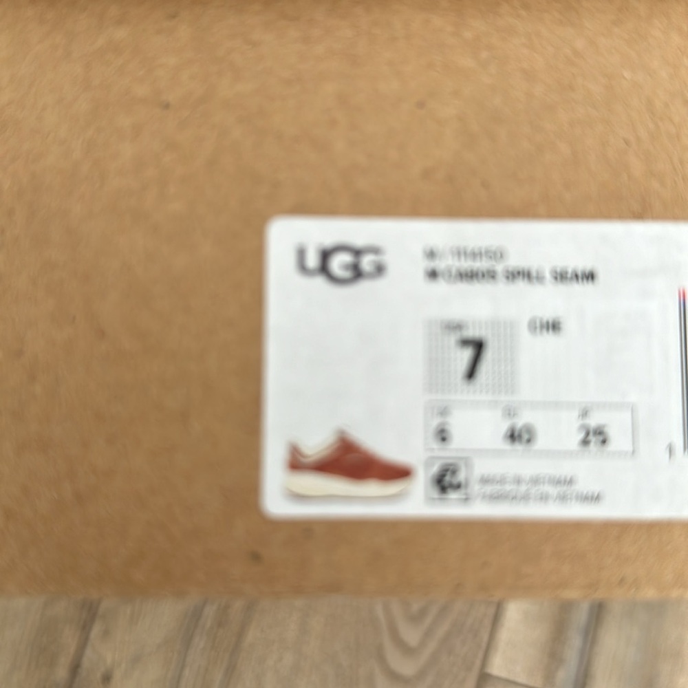Ugg Sneakers - image 5